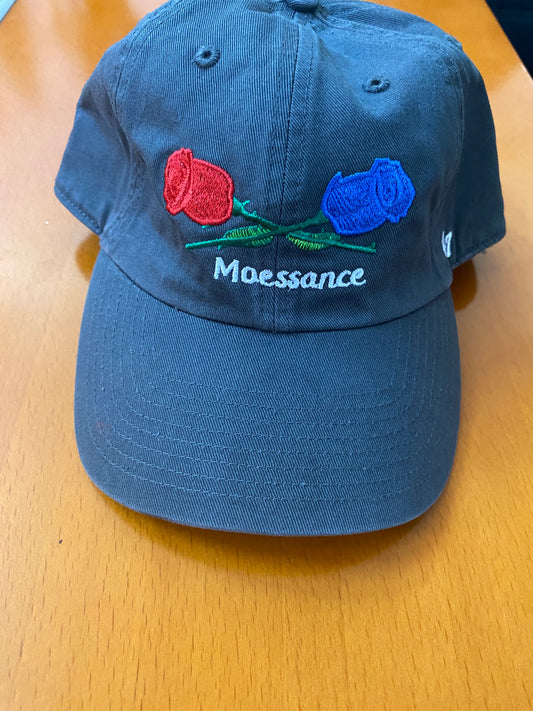 MOESSANCE HAT